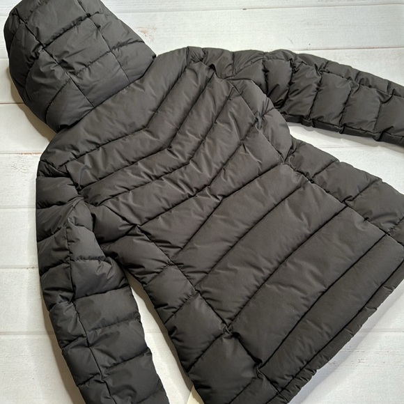 NWT - Calvin Klein Puffer Jacket - Picture 9 of 9